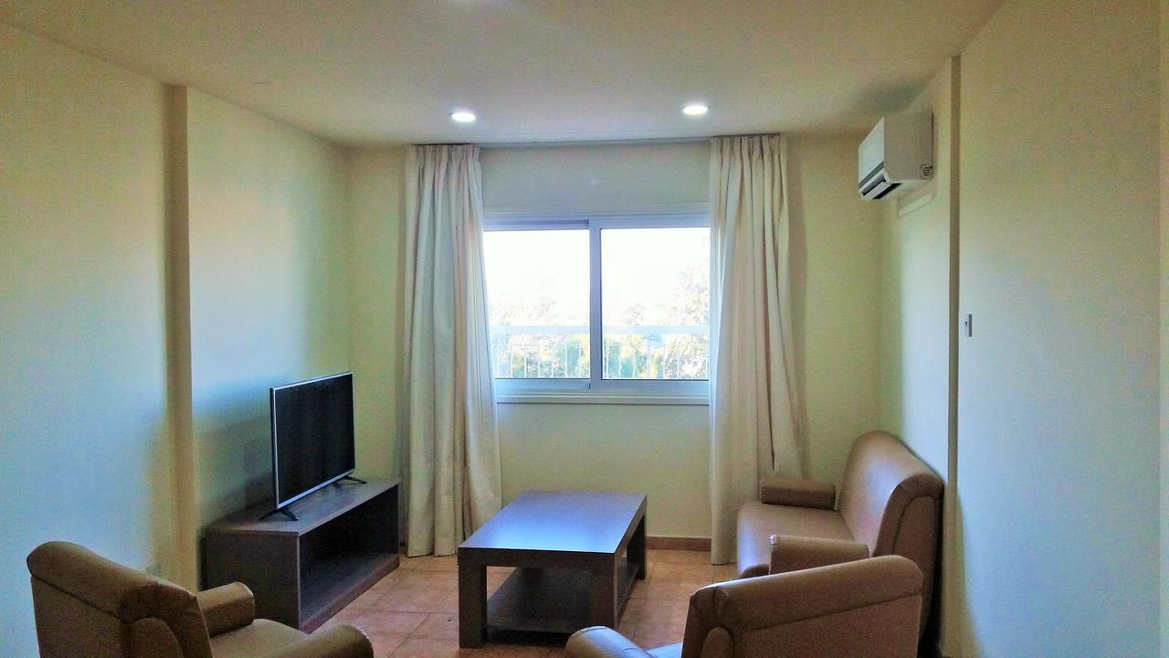 312 Depa Court Apartment Larnaca Bagian luar foto